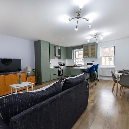 Apartmán Stunning 3Br, Free Parking, Near Town Center, Long Term Discoun Reading Exteriér fotografie