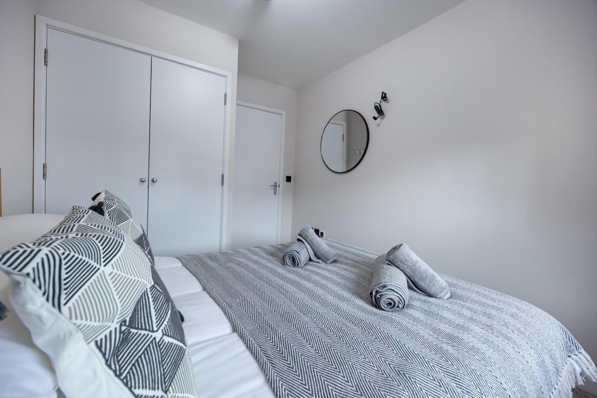Apartmán Stunning 3Br, Free Parking, Near Town Center, Long Term Discoun Reading Exteriér fotografie